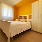 Lola - Privacy, Pool & View Kaštela