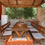 Lola - Privacy, Pool & View * Kaštela